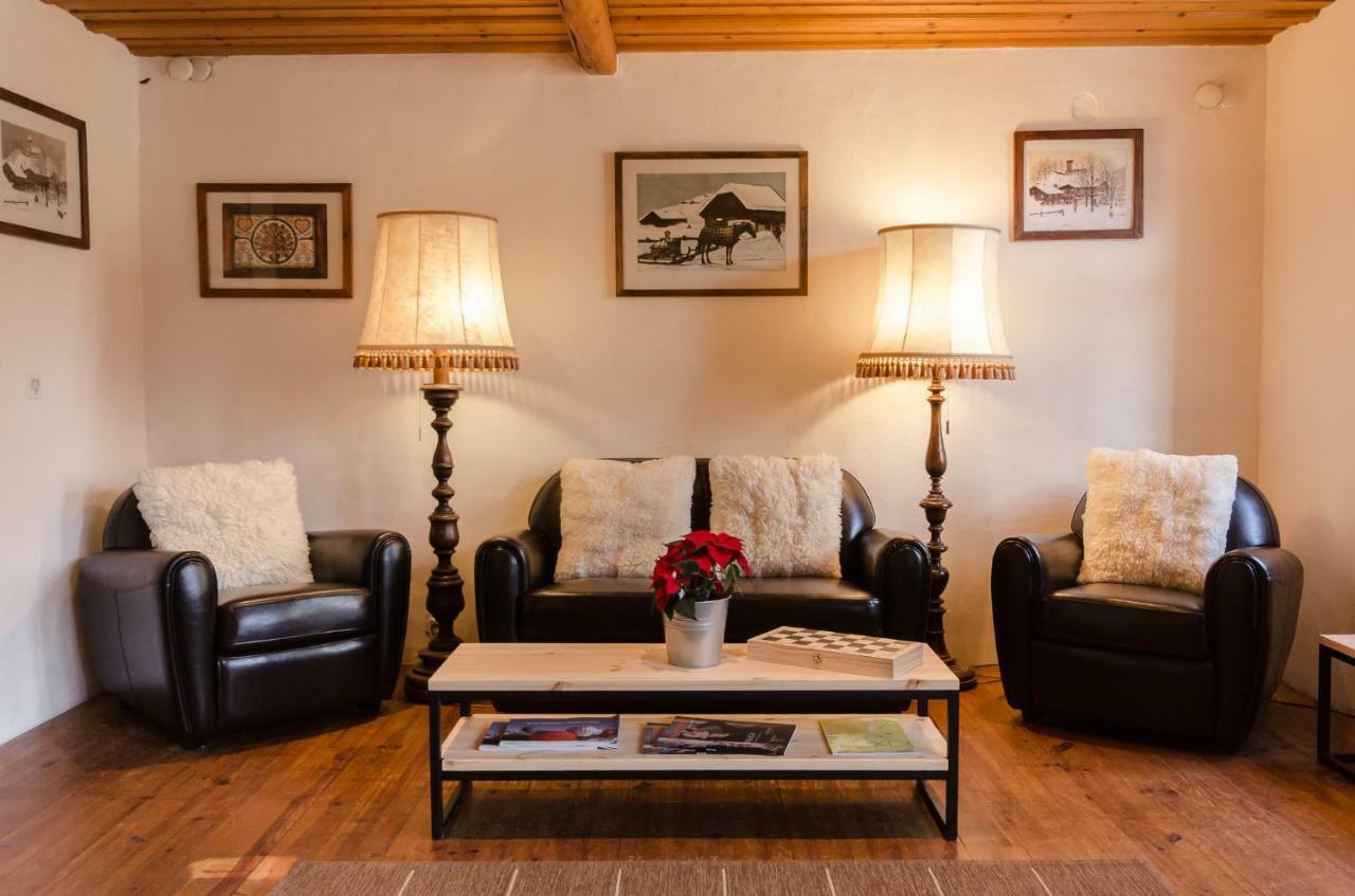 Family B&B Le Vieux Chalet ชาโต-เด ภายนอก รูปภาพ